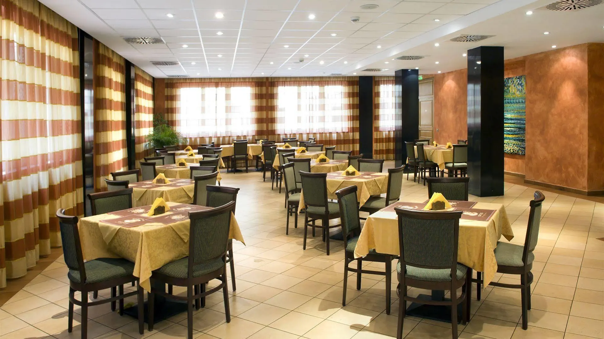 ****  Hotel Caesar Prag Çek Cumhuriyeti