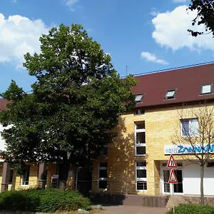 Zannam 3*, Brno Česká republika