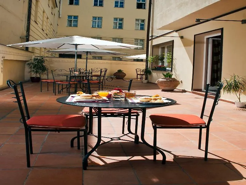 Hotel Caesar Πράγα